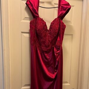 Elegant Red Prom Dress
